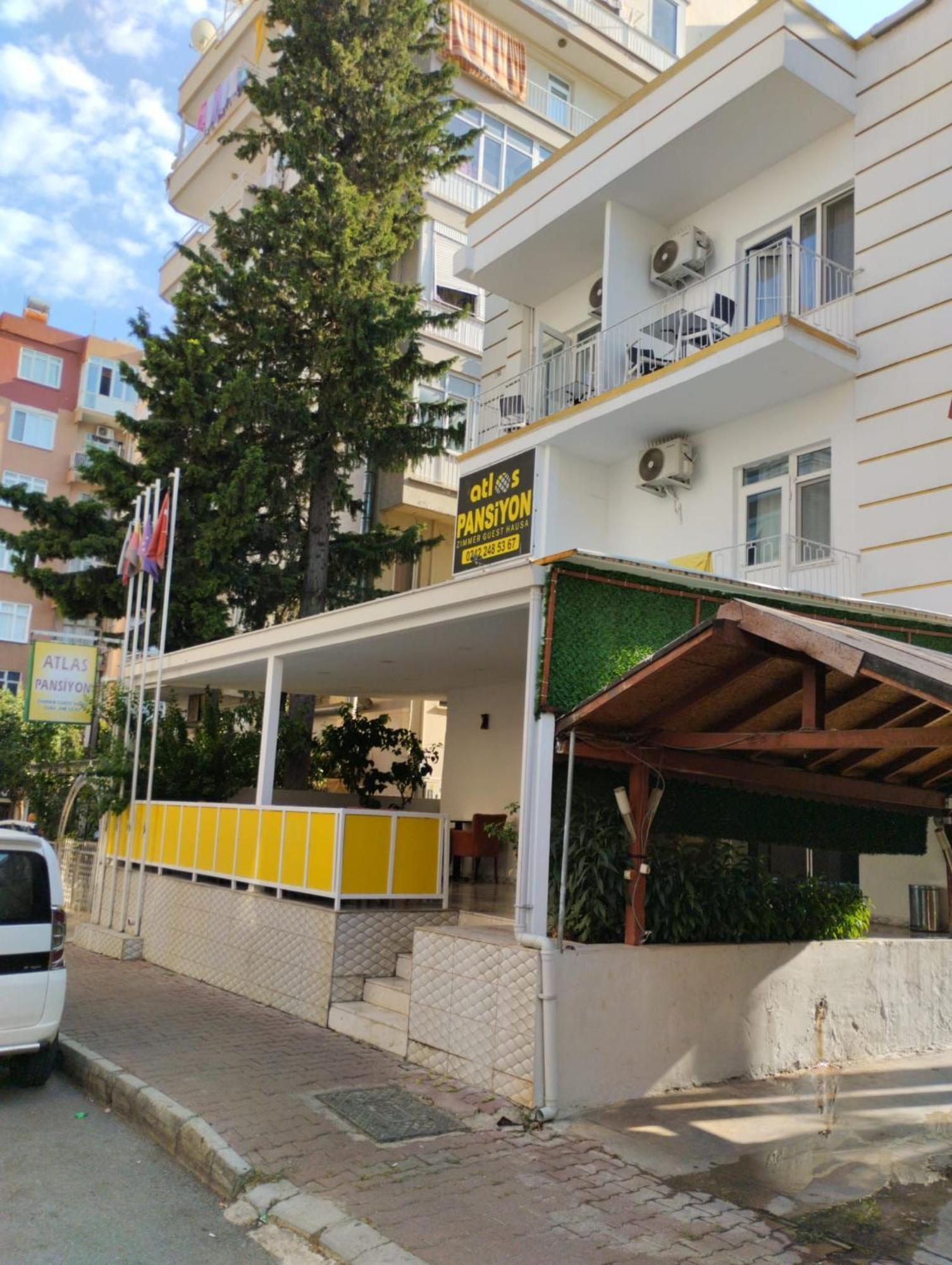 Atlas Pansiyon Hostel Antalya Buitenkant foto